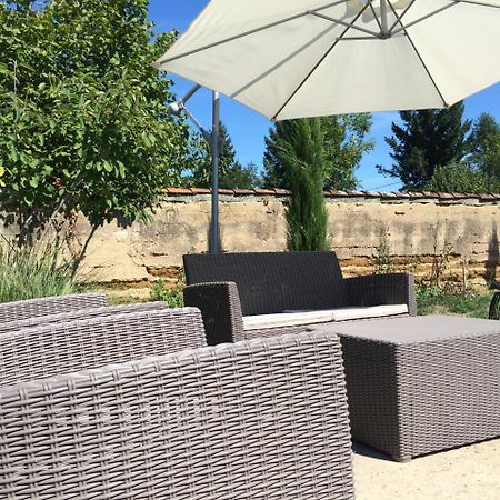 Chambres D'Hotes Les Heures Claires Briennon Exterior foto